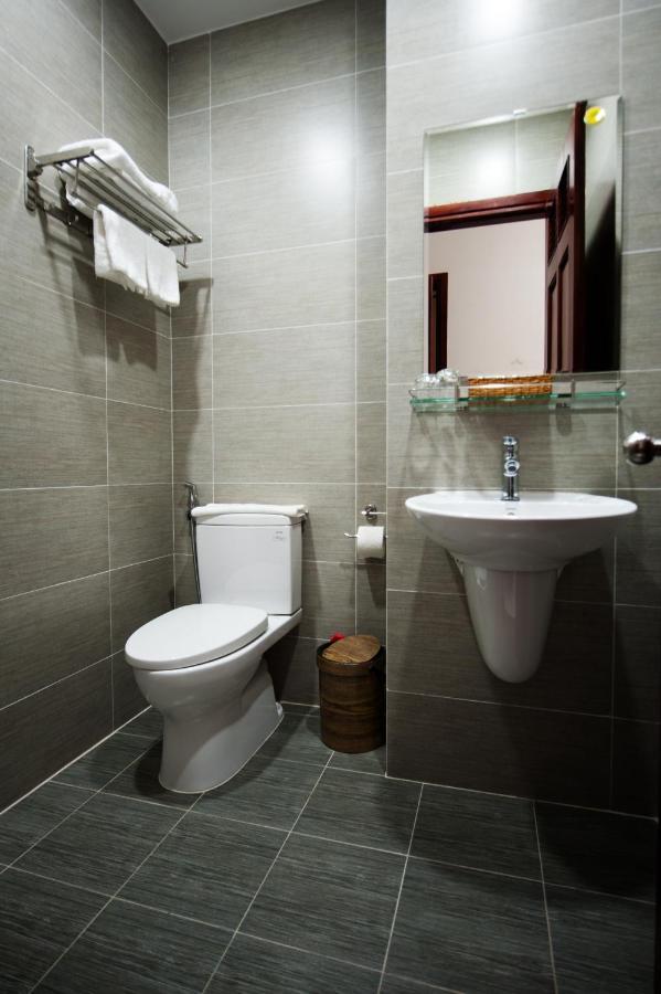 The White House Hotel Ho Chi Minh City Bagian luar foto